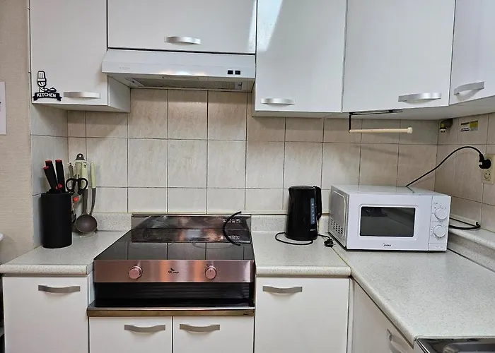 Hongdae#yonsei Univ#sinchon#2br With Elevator#4min From Shinchon Station Line 2 아파트 *