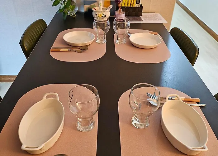 Hongdae#yonsei Univ#sinchon#2br With Elevator#4min From Shinchon Station Line 2 * 서울특별시