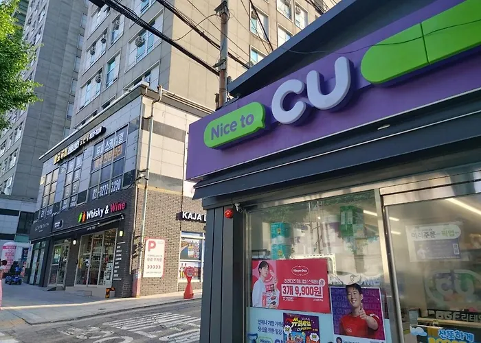 아파트 Hongdae#yonsei Univ#sinchon#2br With Elevator#4min From Shinchon Station Line 2