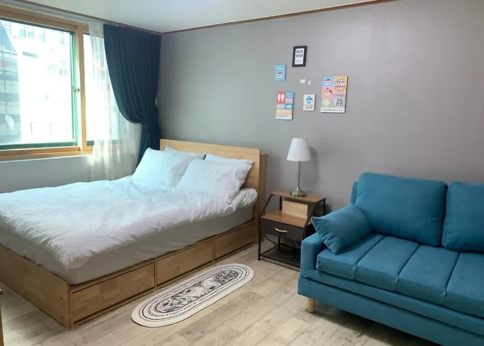 Hongdae#yonsei Univ#sinchon#2br With Elevator#4min From Shinchon Station Line 2 서울특별시